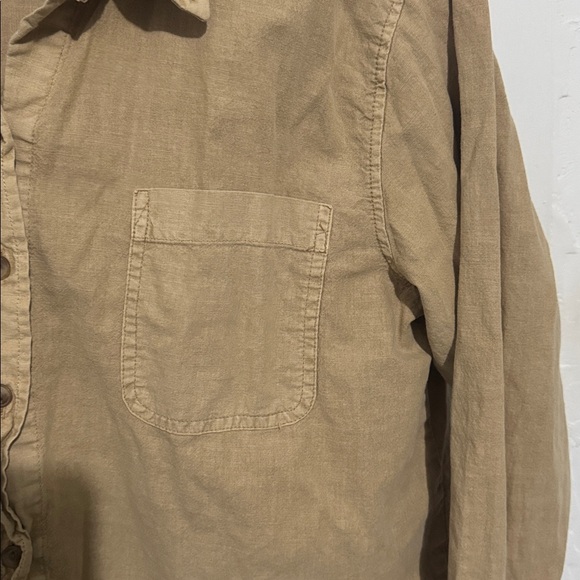 Target Universal Thread Cropped Button Up - Picture 4 of 5